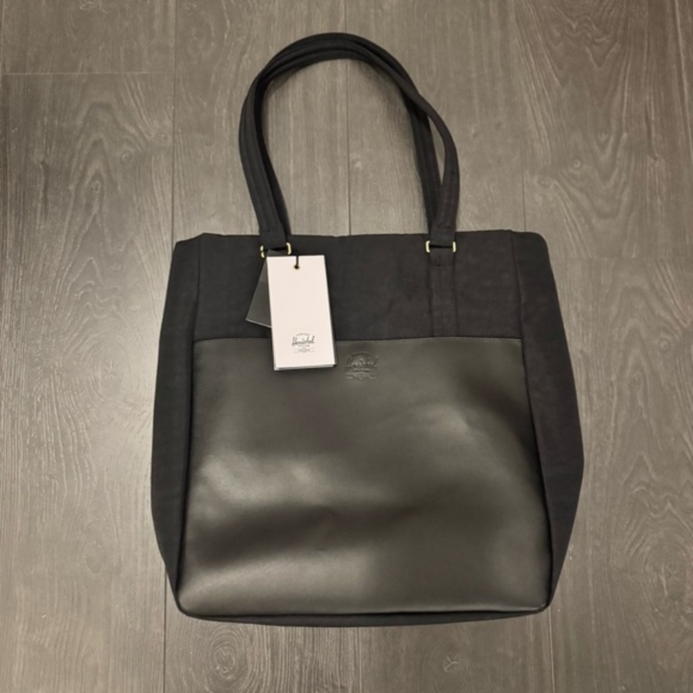 NWT - Herschel - Orion Tote Large (Black)